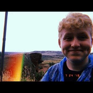 Meet your Posher, Adam